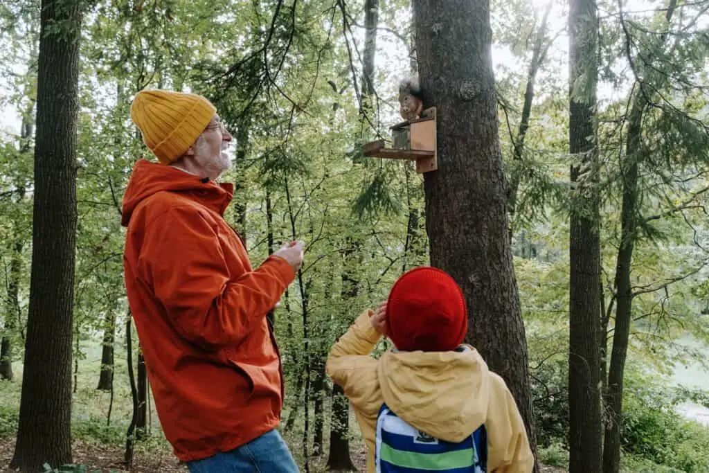 Aktivitäten für Senioren und Kinder